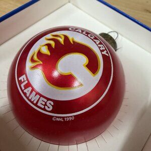 Calgary Flames NHL Sports Collector Series Glass Ornament Vintage 1990 Red